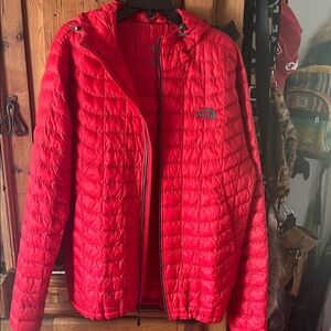 The North Face Vibrant Red Puffer Jacket! Thermoball